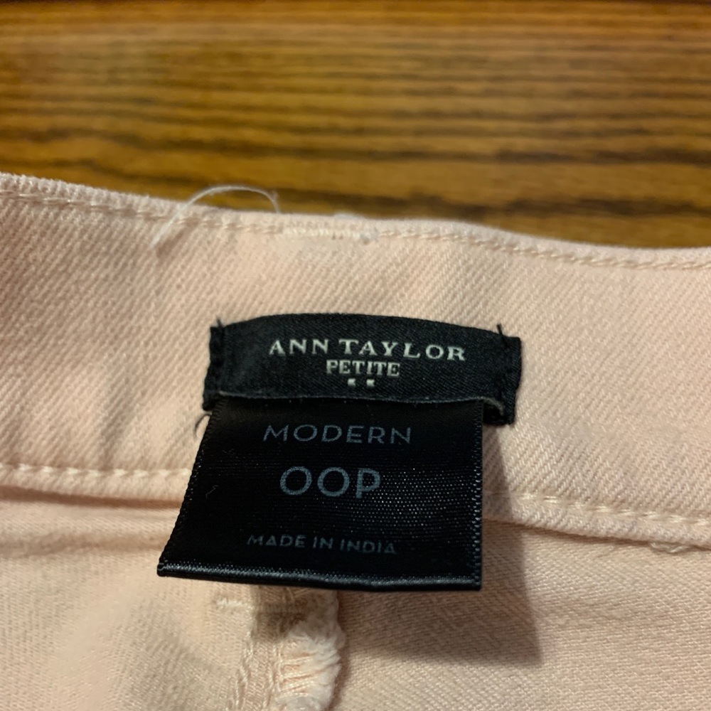 Ann Taylor peach jean